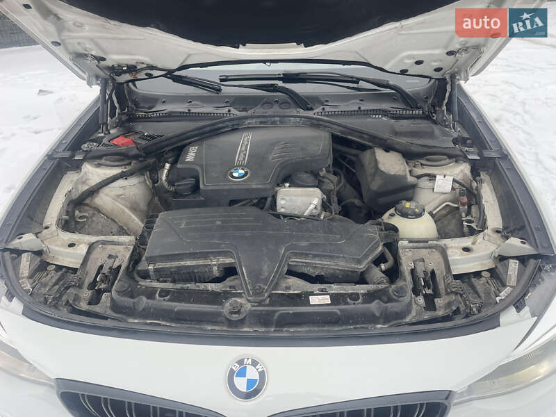 Ліфтбек BMW 3 Series GT 2014 в Бишеві фото 24 Ліфтбек BMW 3 Series GT 2014 в Бишеві