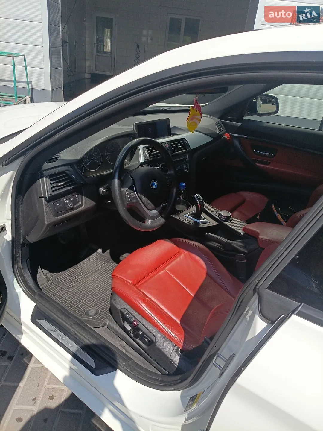 2015 BMW 3er - мініатюра 11