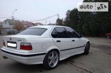 Седан BMW 3 Series 1995 в Ужгороде