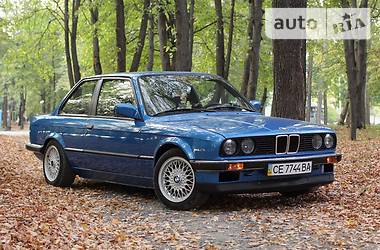 Купе BMW 3 Series 1986 в Черновцах