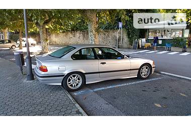 Купе BMW 3 Series 1992 в Киеве