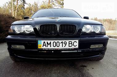 Седан BMW 3 Series 2001 в Малине