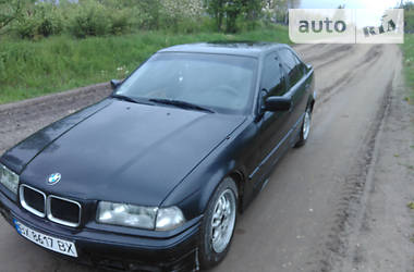 Седан BMW 3 Series 1993 в Хмельницком