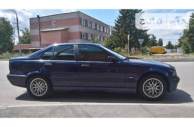 Седан BMW 3 Series 1995 в Вінниці