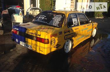 Купе BMW 3 Series 1971 в 
