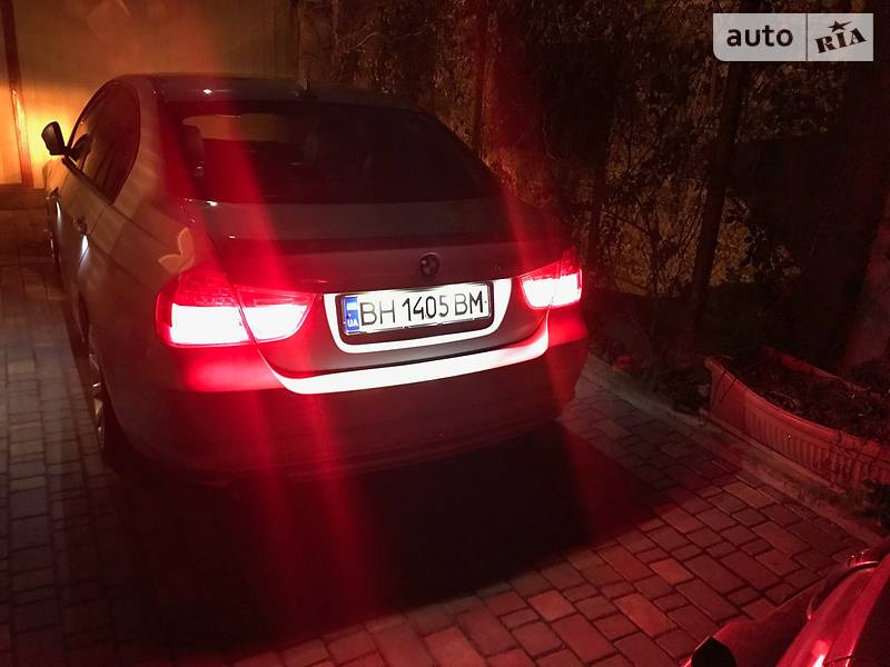 Седан BMW 3 Series 2011 в Одессе