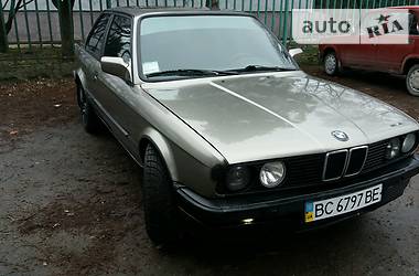Купе BMW 3 Series 1985 в Городку