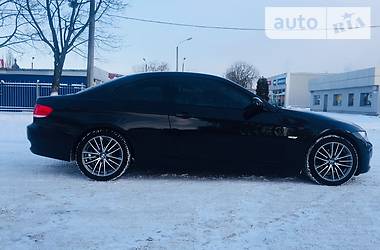 Купе BMW 3 Series 2009 в Киеве