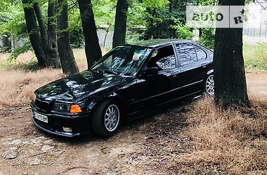 Седан BMW 3 Series 1996 в Херсоні