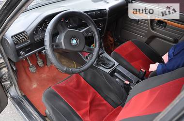 Седан BMW 3 Series 1985 в Николаеве