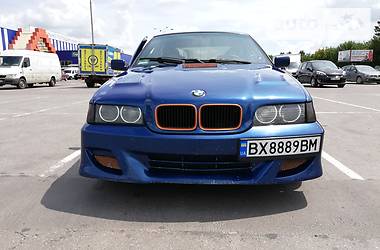 Седан BMW 3 Series 1991 в Хмельницком