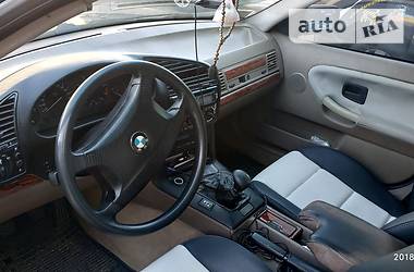 Седан BMW 3 Series 1993 в Житомире