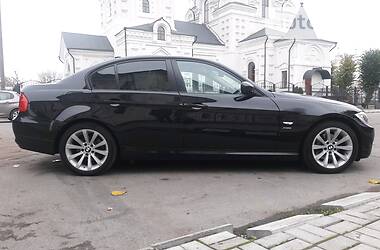 Седан BMW 3 Series 2011 в Житомирі