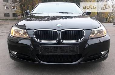 Седан BMW 3 Series 2011 в 