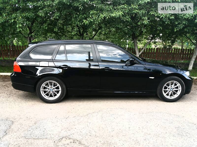 Універсал BMW 3 Series 2010 в 