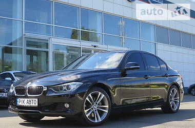 Седан BMW 3 Series 2012 в 