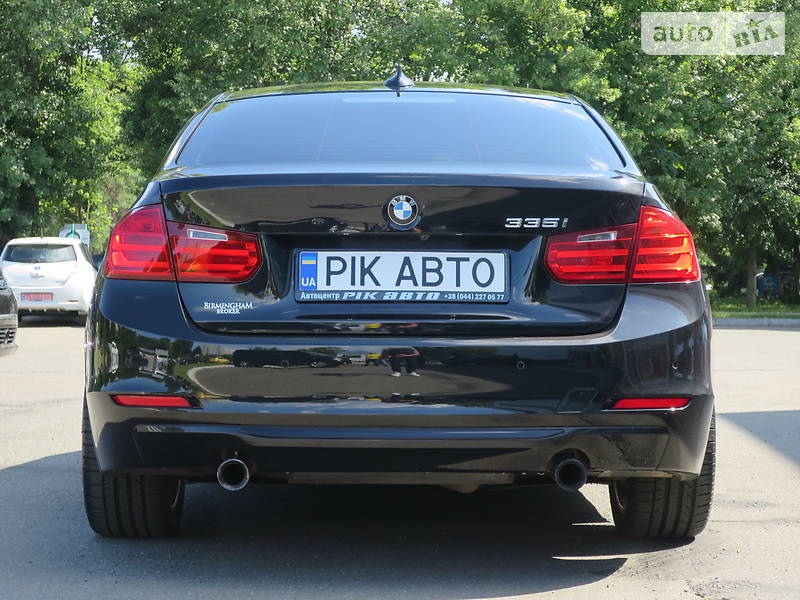 Седан BMW 3 Series 2012 в Києві