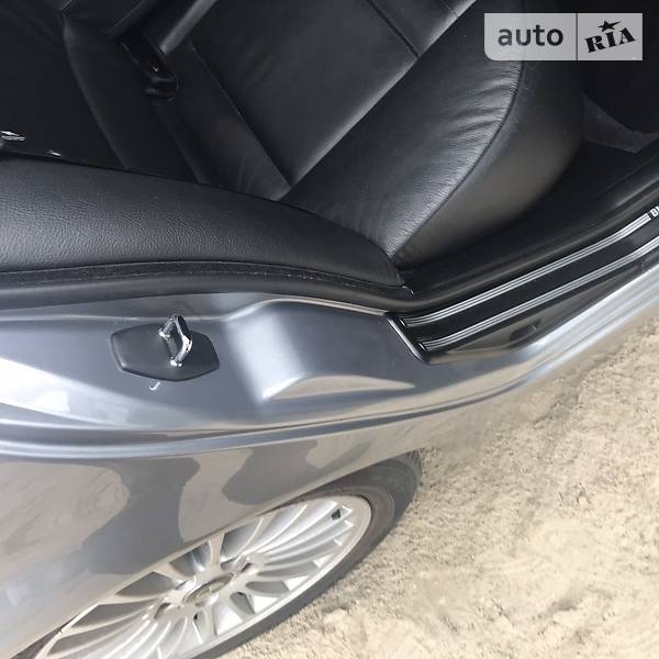 Седан BMW 3 Series 2004 в Киеве