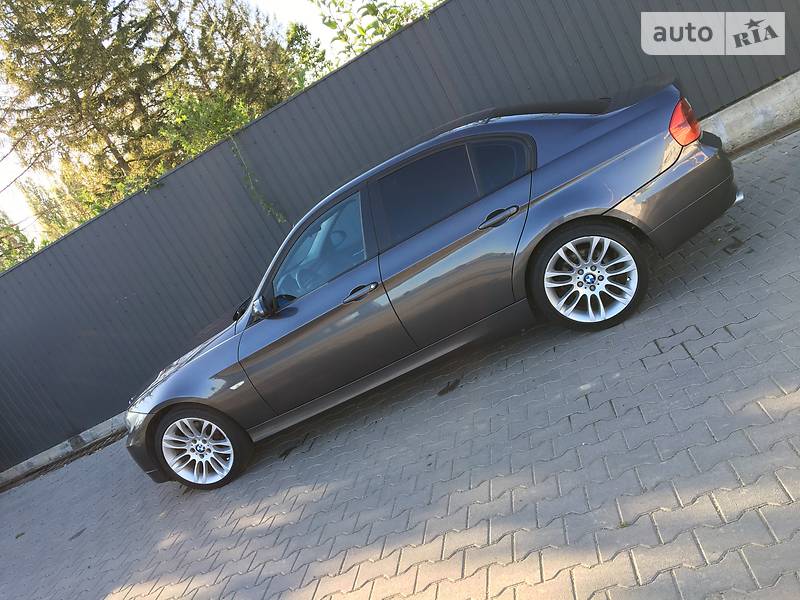 Седан BMW 3 Series 2008 в Черновцах