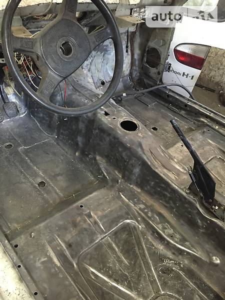 Купе BMW 3 Series 1986 в Одесі фото 24 Купе BMW 3 Series 1986 в Одесі