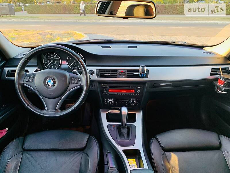 Седан BMW 3 Series 2010 в Одесі