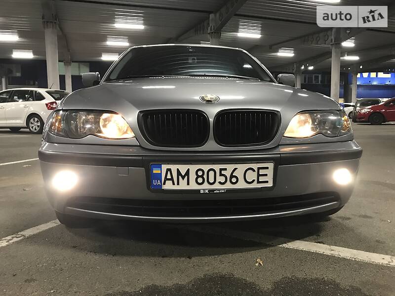 Седан BMW 3 Series 2004 в Киеве