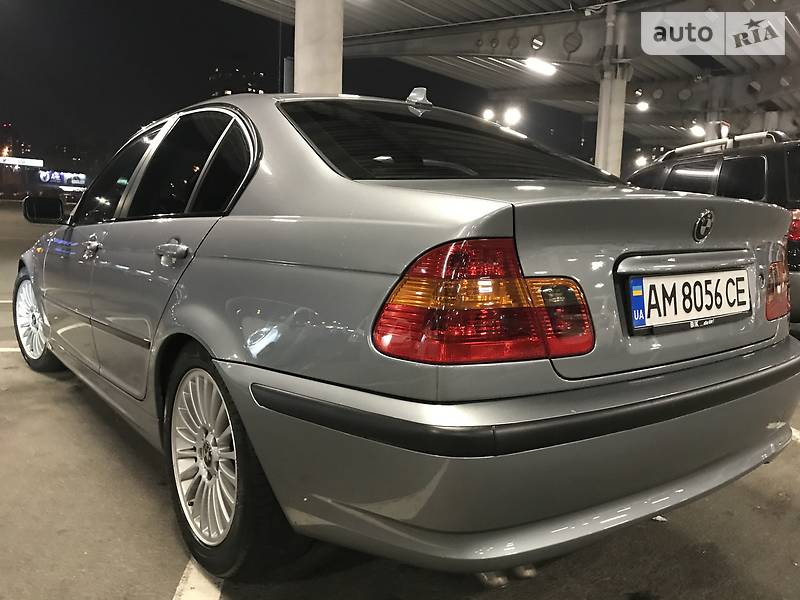 Седан BMW 3 Series 2004 в Киеве