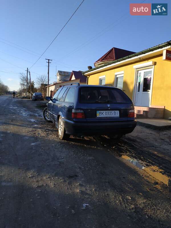 Універсал BMW 3 Series 1998 в Кременці
