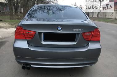 Седан BMW 3 Series 2010 в Херсоні