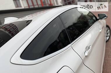 Хетчбек BMW 3 Series 2013 в 