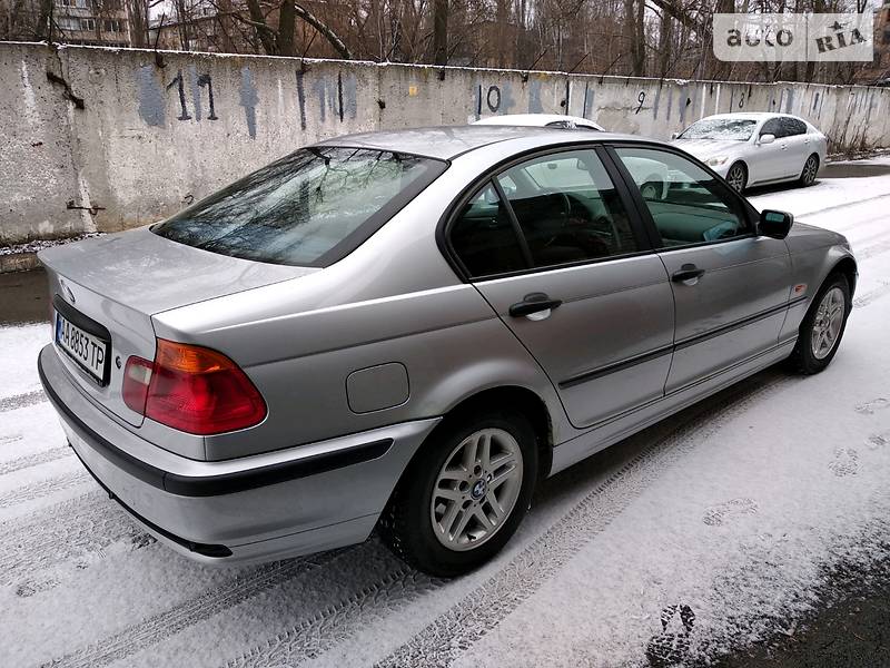 Седан BMW 3 Series 2000 в Києві