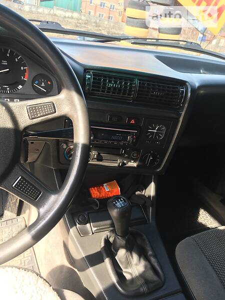 Купе BMW 3 Series 1989 в Хмельницькому