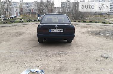Седан BMW 3 Series 1984 в 