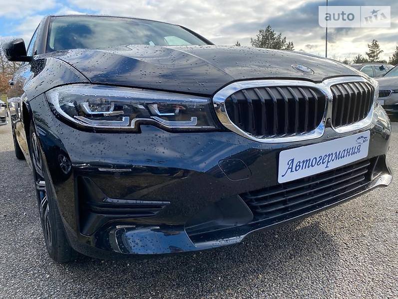 Седан BMW 3 Series 2019 в 