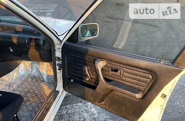 Універсал BMW 3 Series 1989 в 