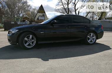 Седан BMW 3 Series 2005 в 