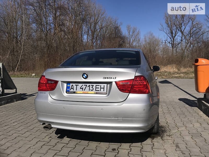Седан BMW 3 Series 2009 в Івано-Франківську