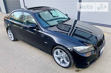 Седан BMW 3 Series 2011 в Умани