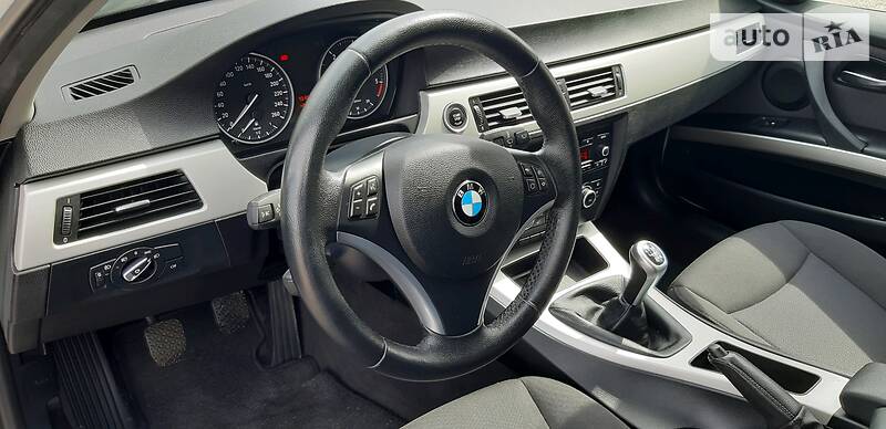 Універсал BMW 3 Series 2010 в Києві