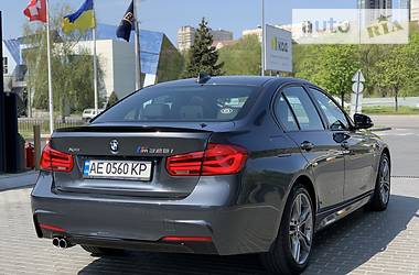 Седан BMW 3 Series 2015 в 