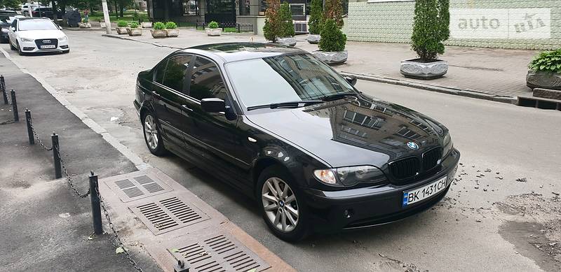 Седан BMW 3 Series 2004 в 