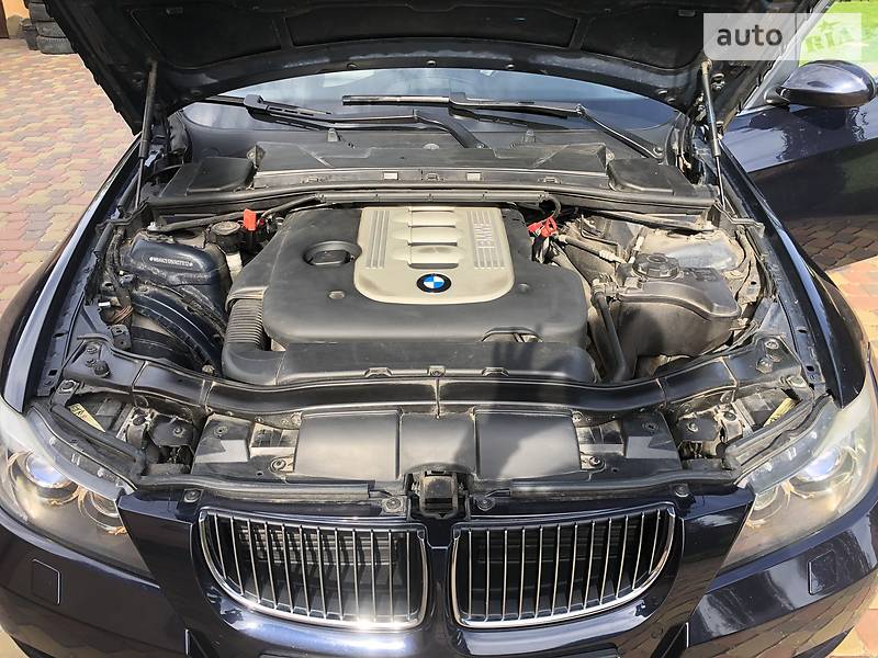 Седан BMW 3 Series 2008 в Львові