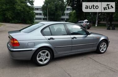 Седан BMW 3 Series 2004 в Киеве