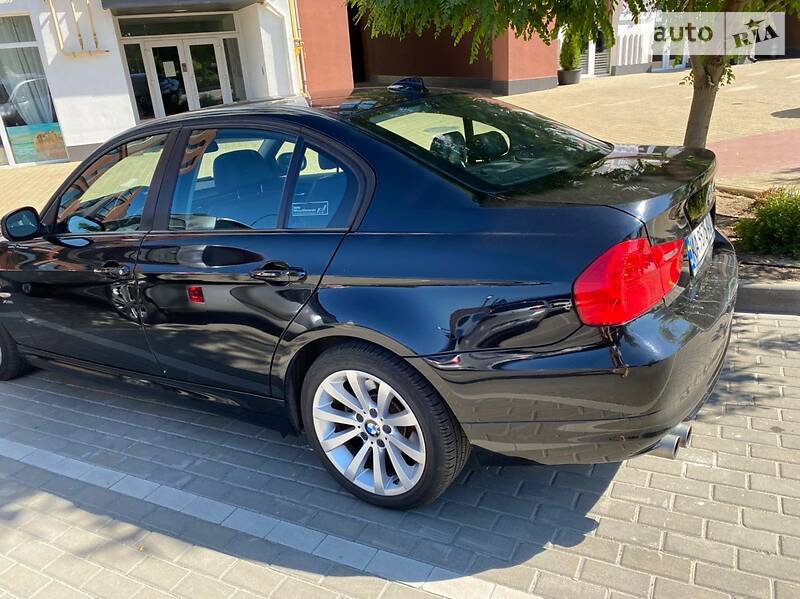 Седан BMW 3 Series 2011 в Києві фото 17 Седан BMW 3 Series 2011 в Києві