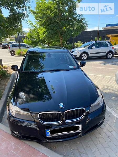 Седан BMW 3 Series 2011 в Києві фото Седан BMW 3 Series 2011 в Києві