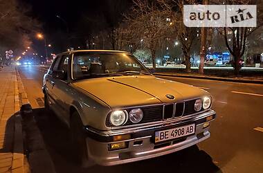 Седан BMW 3 Series 1984 в Николаеве