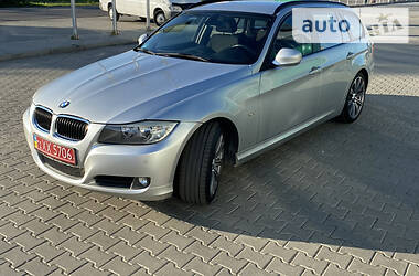 Универсал BMW 3 Series 2010 в Ирпене