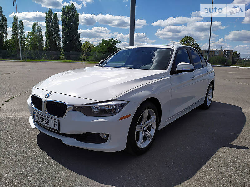 Седан BMW 3 Series 2015 в Харкові