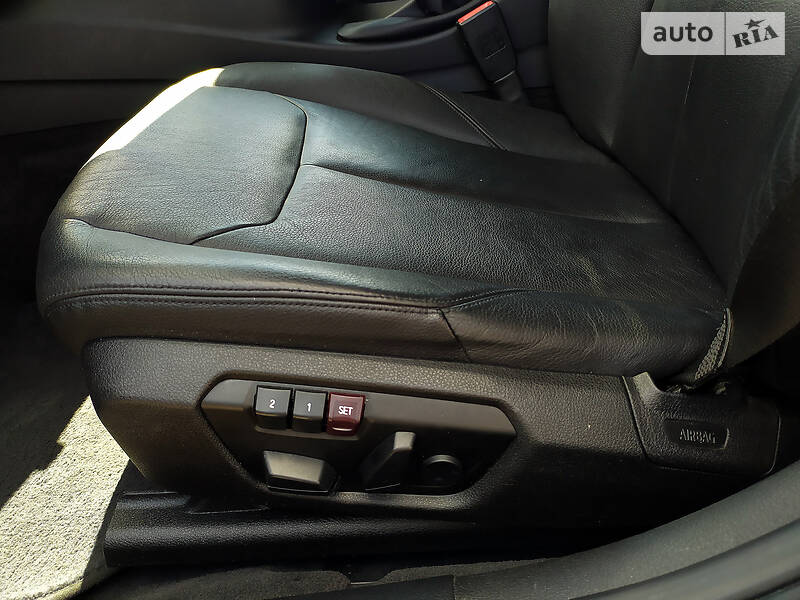 Седан BMW 3 Series 2015 в Харкові