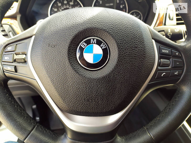 Седан BMW 3 Series 2015 в Харкові